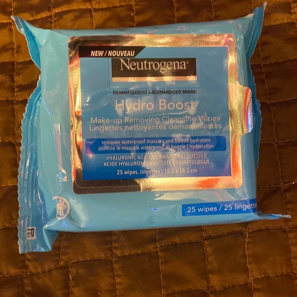 NEW Neutrogena Hydro Boost 25pack Makeup removing Cleansing Wipes face skin - Picture 8 of 11